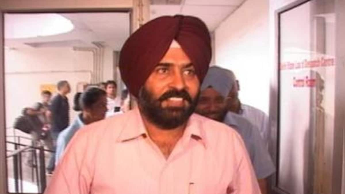 Centre's BSF jurisdiction order: Punjab minister Pargat slams Amarinder, he hits back