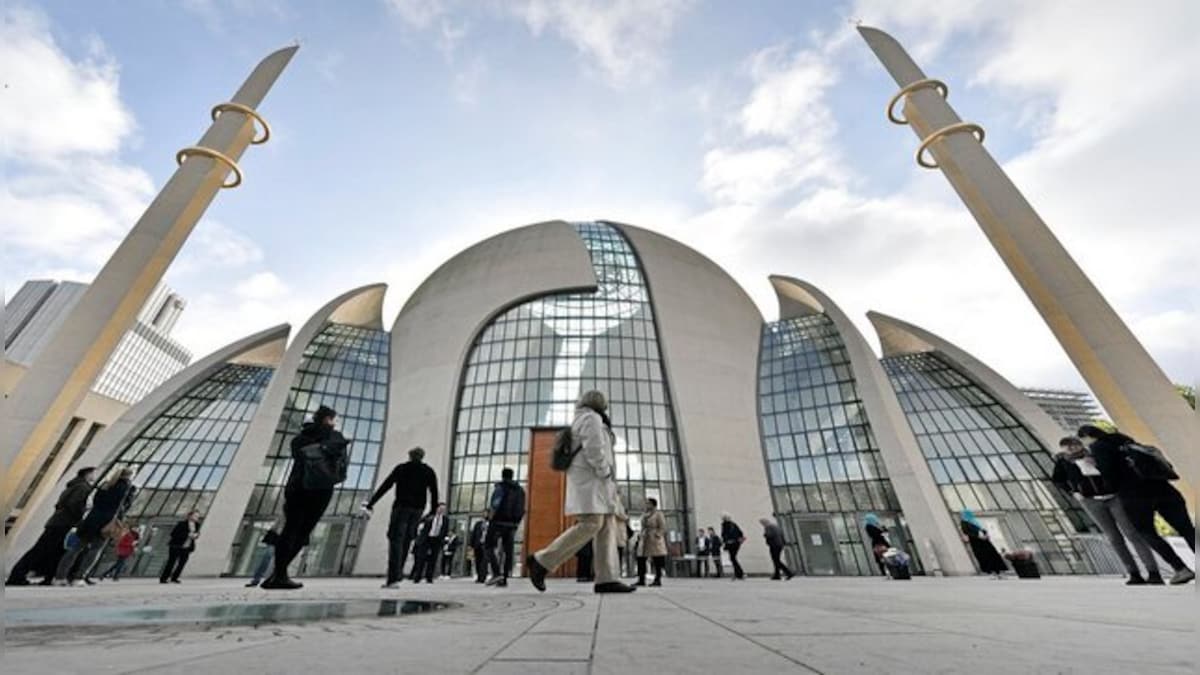 German city of Cologne allows mosques to broadcast call to Friday prayers