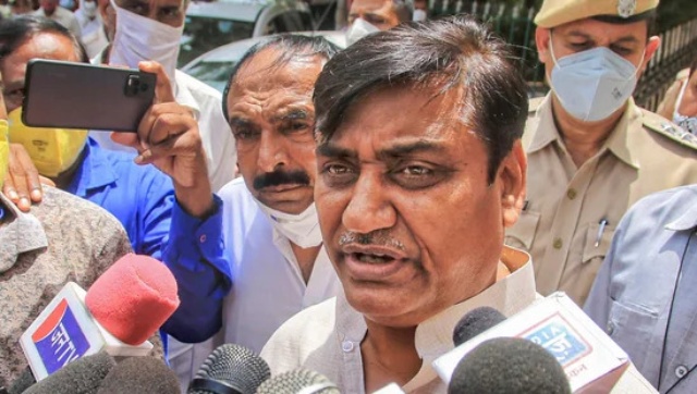 BJP Mahila Morcha burns Dotasra's effigy over women staff 'squabble more' remark BJP Mahila Morcha burns Dotasra's effigy over women staff 'squabble more' remark