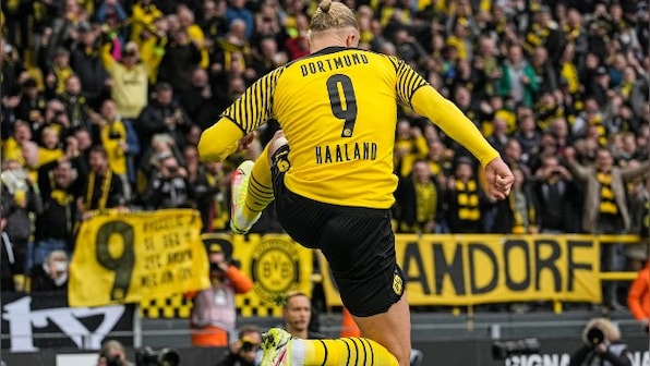 Bundesliga: Dortmund's Erling Haaland to be sidelined 'for several weeks' due to hip flexor injury