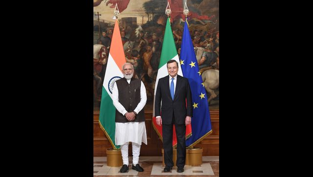 PM Modi meets Italian counterpart at G20 Summit, holds talks on diversifying bilateral ties between India, Italy PM Modi meets Italian counterpart at G20 Summit, holds talks on diversifying bilateral ties between India, Italy