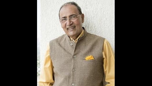 Veteran actor Yusuf Hussain passes away from COVID-19 at 73; son-in-law Hansal Mehta pens emotional tribute Veteran actor Yusuf Hussain passes away from COVID-19 at 73; son-in-law Hansal Mehta pens emotional tribute