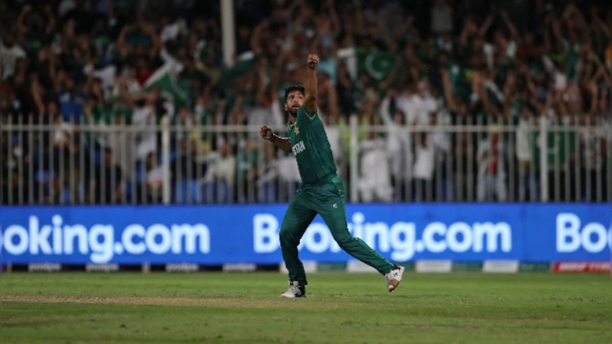 T20 World Cup 2021: Haris Rauf's four-wicket haul powers Pakistan to five-wicket win over New Zealand