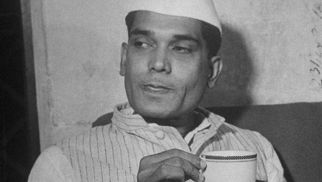 Jayaprakash Narayan Birth Anniversary: All you need to know about the leader of modern India Jayaprakash Narayan Birth Anniversary: All you need to know about the leader of modern India