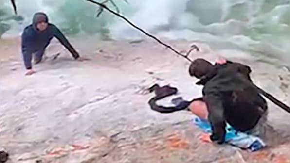 Watch: Sikh men use their turbans to rescue hikers at Canada waterfall