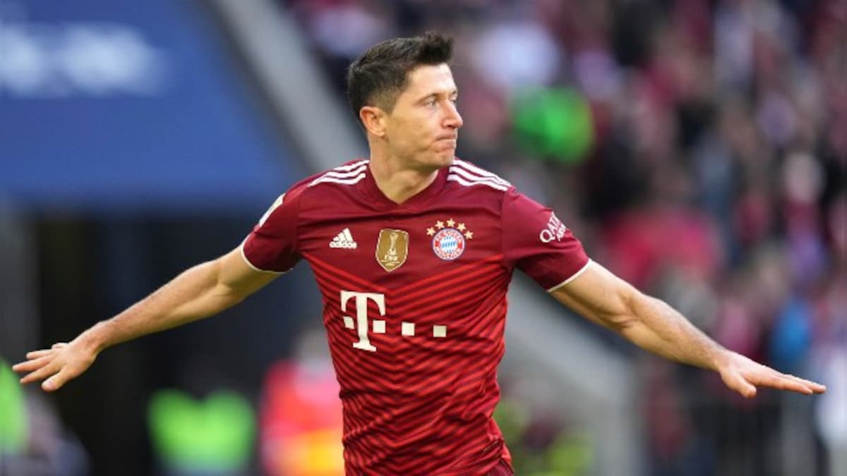 Robert Lewandowski, Lionel Messi and Cristiano Ronaldo among 11-man shortlist for Best FIFA Men's Player award