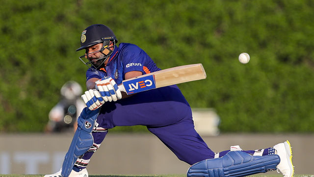 T20 World Cup 2021: Rohit finds his groove, Virat the 'sixth bowler' as India outclass Australia in last warm-up game T20 World Cup 2021: Rohit finds his groove, Virat the 'sixth bowler' as India outclass Australia in last warm-up game