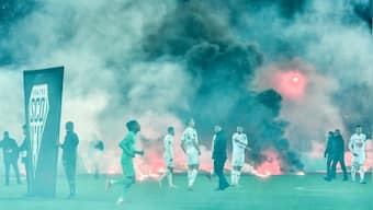 Ligue 1: Saint-Etienne salvage precious point after angry fans delay kick off