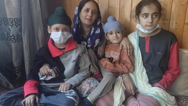 Muslim Orphan Lost Her Sikh Godmother Fear Psychosis Among Kashmiris Muslim Orphan Lost Her Sikh Godmother Fear Psychosis Among Kashmiris