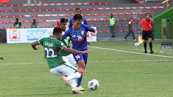 SAFF Championships: 10-man Bangladesh hold India to draw despite Sunil Chhetri's heroics