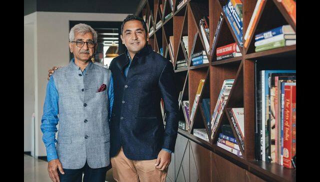 Darshan Mehta, MD & CEO – Reliance Brands Limited, with Ritu Kumar’s son Amrish Kumar