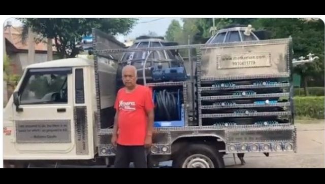 Industrialist Anand Mahindra shares video of Delhi's 'Matka Man', calls him "more powerful than entire Marvel stable" Industrialist Anand Mahindra shares video of Delhi's 'Matka Man', calls him "more powerful than entire Marvel stable"