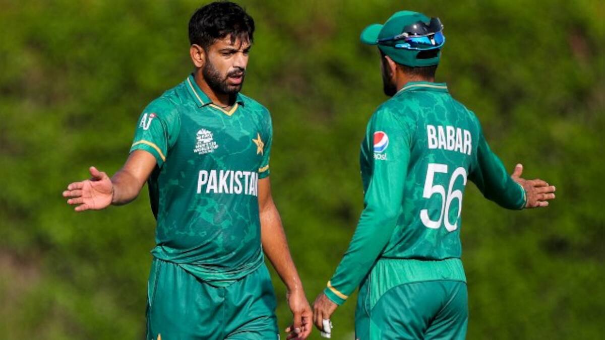 Fan lifts juice bottles from Haris Rauf’s crate. Pacer’s reaction goes ...