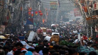 No to revenge tourism: ICMR sounds caution ahead of festive season, says increased tourist traffic could push up COVID-19 cases