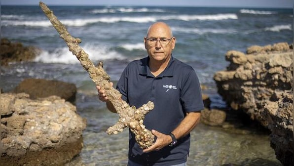 Israeli scuba diver discovers ancient Crusader sword off the country’s Mediterranean coast; estimated to be 900-years-old