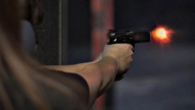 Gunshot victim meets medical student who saved his life 25 years ago in US Gunshot victim meets medical student who saved his life 25 years ago in US