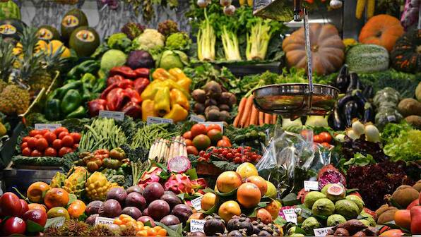 Eating a low-carb, high fat diet can be helpful for your heart health if you are overweight, finds study