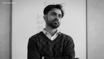 Is Jeetu Bhaiya from Kota Factory queer? Notes on reading sexuality in narratives where it's not explicit