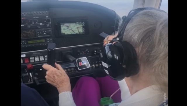 84-year-old ex-pilot with Parkinson's flies plane for last time; watch viral video here 84-year-old ex-pilot with Parkinson's flies plane for last time; watch viral video here