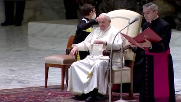 Ten-year-old boy tries to steal white cap of Pope Francis; watch viral video here