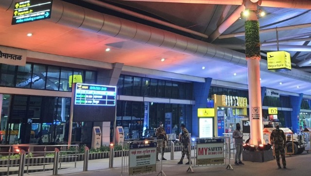 Pune airport to remain shut from 16 to 29 Oct due to maintenance work; all commercial flights suspended Pune airport to remain shut from 16 to 29 Oct due to maintenance work; all commercial flights suspended