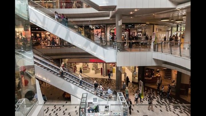 Are people in the mall wearing masks, maintaining social distance? Here's how AI can help to monitor COVID challenges