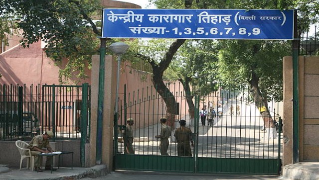 28 Tihar prison officials suspended for being complicit with Unitech’s jailed ex-promoters 28 Tihar prison officials suspended for being complicit with Unitech’s jailed ex-promoters