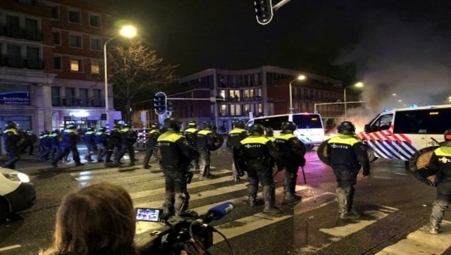 Netherlands rocked by second night of COVID riots, police arrests 19 people Netherlands rocked by second night of COVID riots, police arrests 19 people