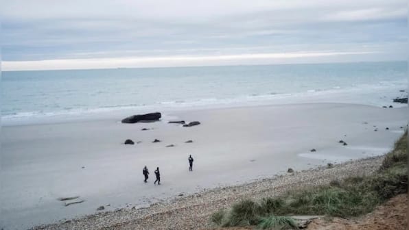 Channel migrant tragedy: Five suspected traffickers arrested; France and UK vow action