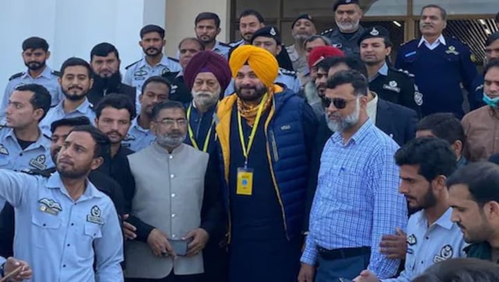 Navjot Singh Sidhu's at it again, calls Imran Khan 'bada bhai'; 'he's not right for India', says BJP