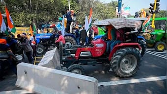 SKM suspends 29 November Parliament tractor march; Bill to repeal farm laws to be tabled on Monday