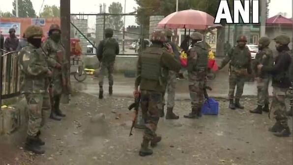 J&K: Terrorists fire at security forces outside SKIMS Medical College hospital