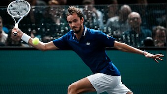 ATP Finals: 'Zero pressure' as Daniil Medvedev wins opener against Hurkacz, Berrettini in tears
