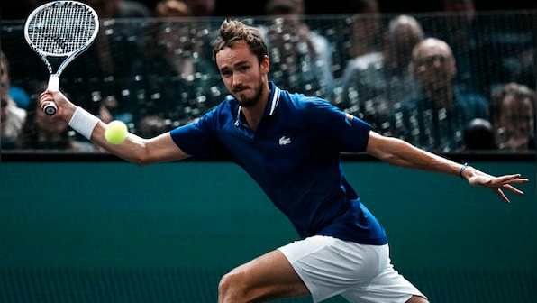 ATP Finals: 'Zero pressure' as Daniil Medvedev wins opener against Hurkacz, Berrettini in tears