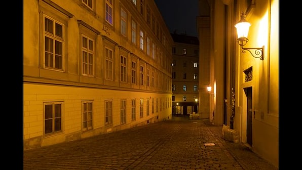 Europe COVID-19 surge: Austrian lockdown to contain virus dampens holiday mood