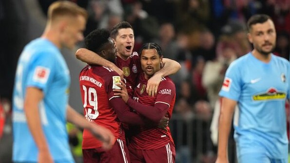 Bundesliga: Bayern Munich down Freiburg to go four points clear, Dortmund lose to Leipzig