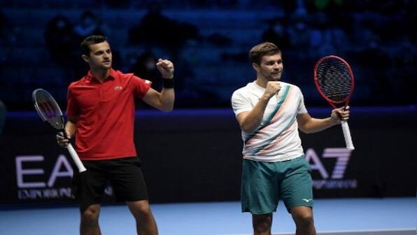 Davis Cup: Croatia claim surprise win over much-fancied Italy to reach semis