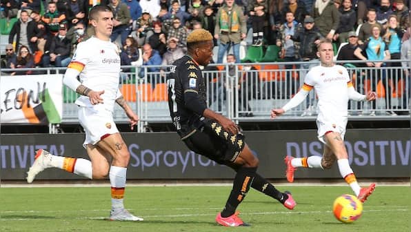 Serie A: AS Roma suffer fourth defeat in seven games with shock 3-2 loss at Venezia