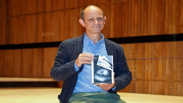 S Africa's Damon Galgut, US author Richard Powers lead Booker Prize race