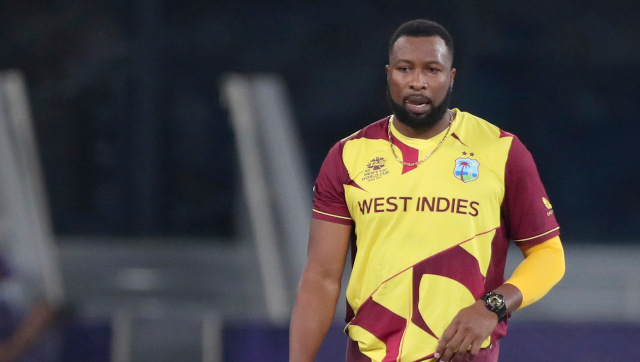 Watch: Kieron Pollard takes stunning catch during T20 Blast game, celebrates in unique style Watch: Kieron Pollard takes stunning catch during T20 Blast game, celebrates in unique style