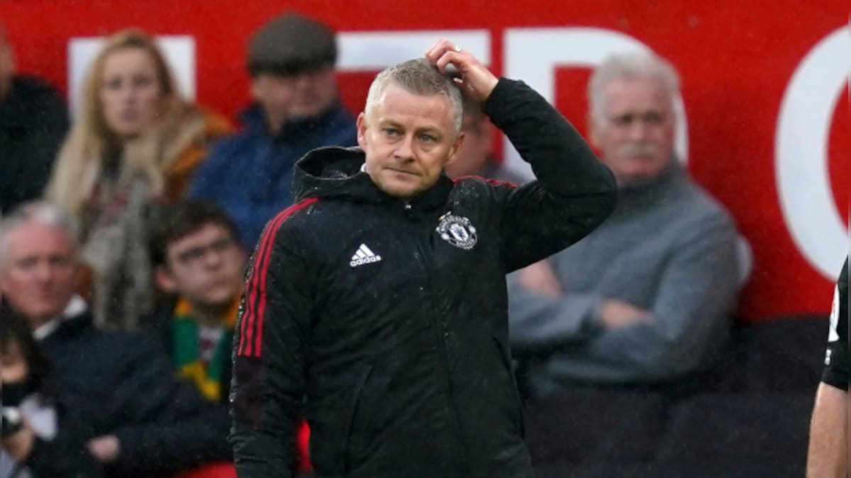 Premier League: Ole Gunnar Solskjaer urges Manchester United to relish pressure, come out a better side