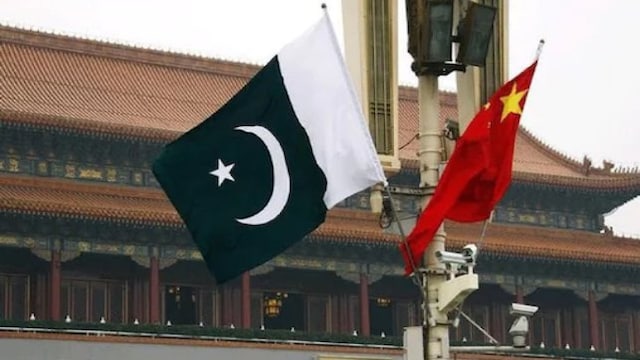 Eye on Indian Ocean, China delivers largest and most advanced warship to Pakistan Eye on Indian Ocean, China delivers largest and most advanced warship to Pakistan