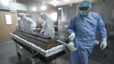 'A village vanishes daily in Romania': Morgues, hospitals struggle with COVID-19 deaths