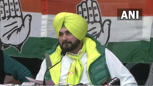 Navjot Singh Sidhu takes back resignation as Punjab Congress chief, offers ultimatum to appoint new Advocate General Navjot Singh Sidhu takes back resignation as Punjab Congress chief, offers ultimatum to appoint new Advocate General