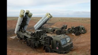 ​Russia begins supplying S-400 air defence system; what gives warfare its double edge