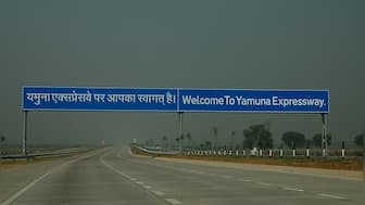 UP's Yamuna Expressway Authority paid for land unavailable on record, says CAG report