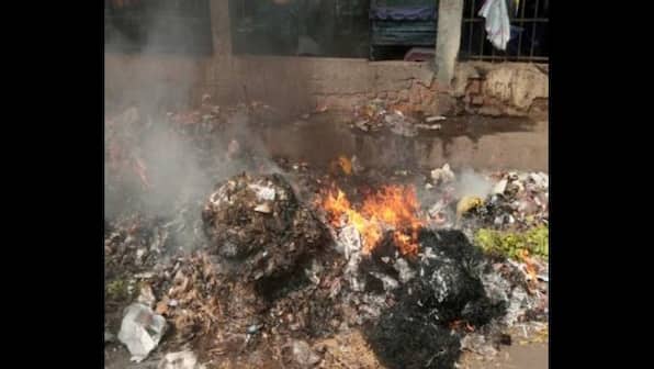 Delhi government to launch campaign against open burning of garbage from 12 November