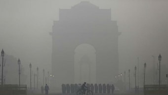 Air pollution: Schools shut indefinitely as smog worsens in Delhi-NCR