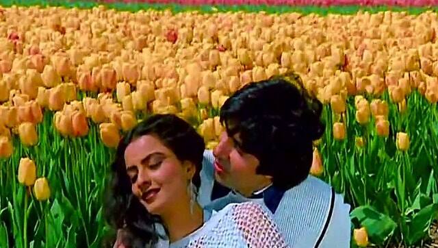 dekha ek khwab-min