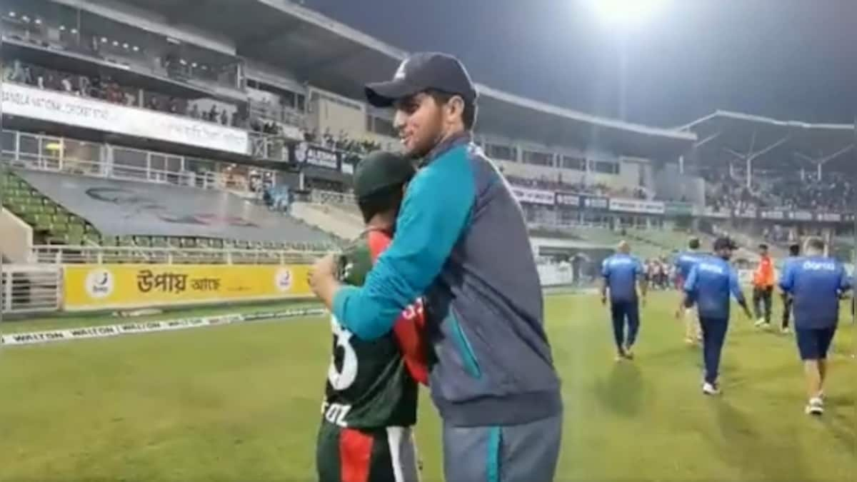 Bangladesh vs Pakistan: Shaheen Afridi apologises to Afif Hussain for directing throw at him